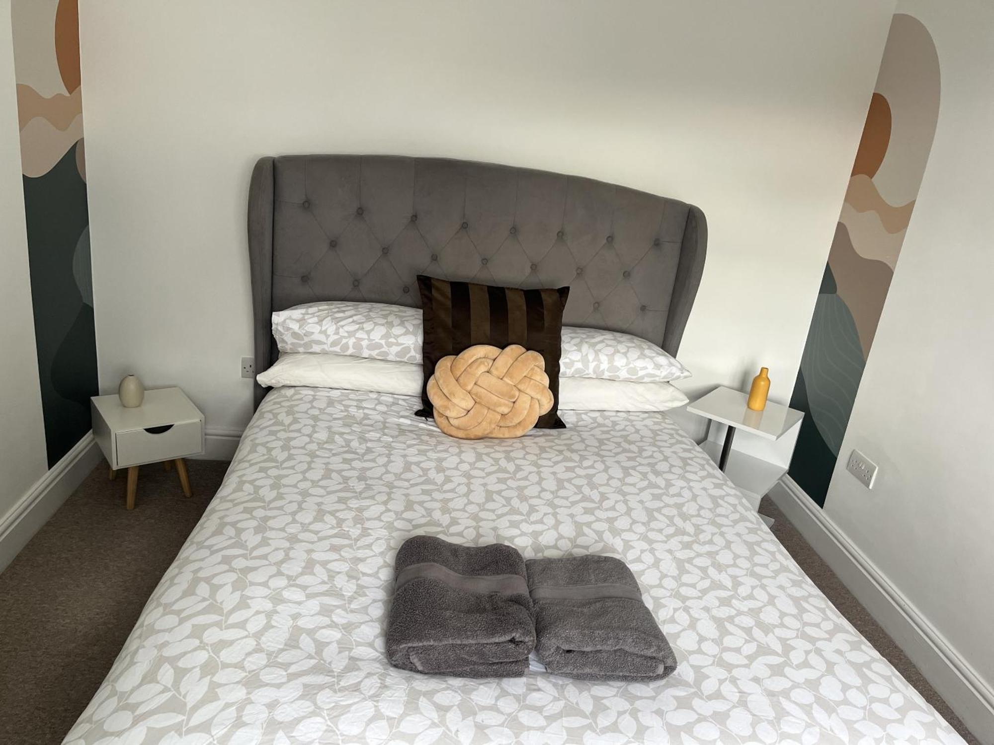 City Reach Retreat Spacious 4Bed House Startford Maryland Great Transport Links ロンドン エクステリア 写真