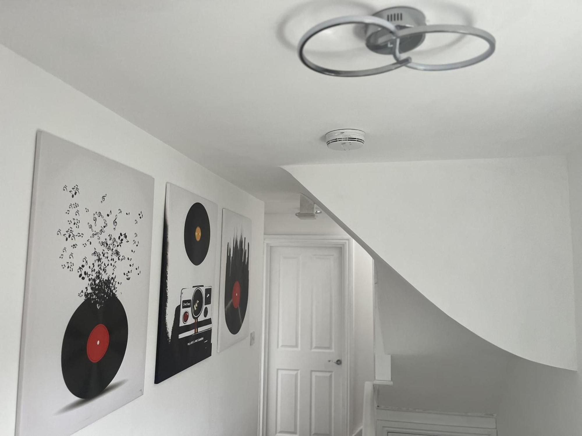 City Reach Retreat Spacious 4Bed House Startford Maryland Great Transport Links ロンドン 部屋 写真